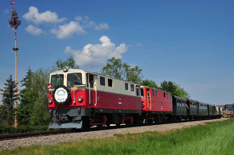 NÖVOG V5 und V12 Doppeltraktion 26